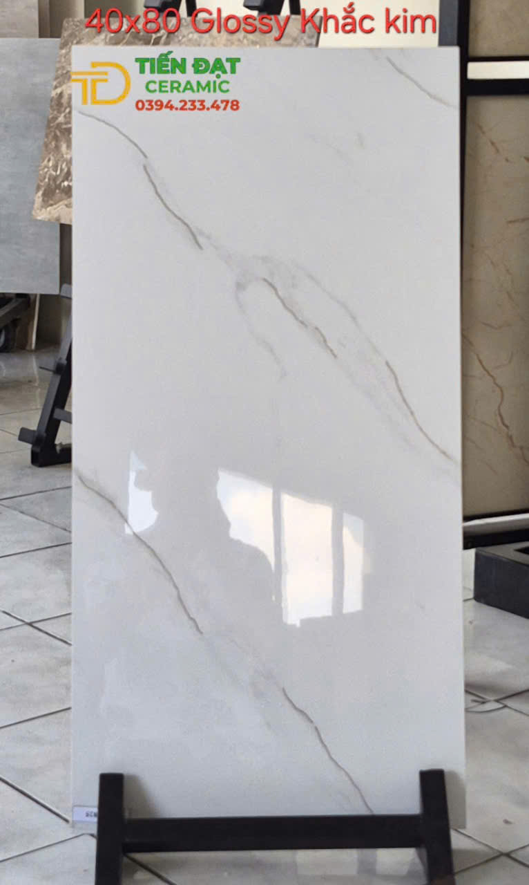 Gạch Ốp Tường 40x80 Trắng Khắc Vàng TQ Mẫu Mới 