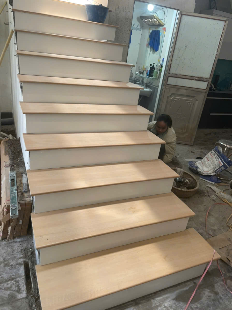 Top 50 Mẫu Gạch Cầu Thang Giả Gỗ TQ 30x120 Giá Rẻ HCM