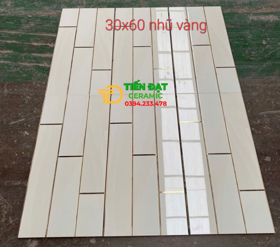 Gạch Nhập Khẩu TQ 30x60 Ốp Lát Nhũ Vàng