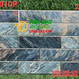 Gạch Bóng Kính 25x50 Trang Trí Điểm Nhấn Khắc Kim