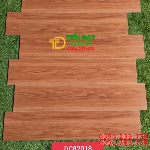 Gạch Cao Cấp 20x100 Ốp Tường Vân Gỗ Đỏ