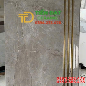 Gạch Cầu Thang 47x120 TQ Nhũ Vàng Mẫu Mới Đẹp