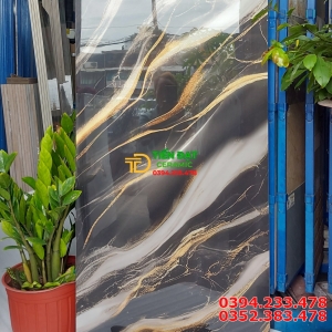 Gạch Garanite TQ 60x120 Trắng  Đen Lát Nền Nhũ Vàng