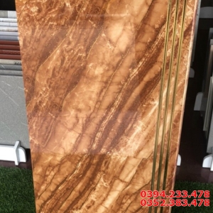Gạch Lót Cầu Thang 47x120 Chạy Ránh Nhũ Vàng