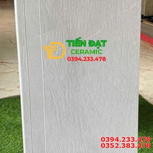 Gạch Lót Cầu Thang TQ 47x120 Vân Xám Giả Gỗ Mẫu Mới