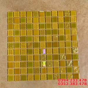 Gạch Mosaic Nhũ Vàng 30x30 Trang Trí Quán Bar
