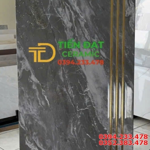 Gạch Ốp Lát Cầu Thang 47x120 Vân Xám Đá Khắc Vàng Kim