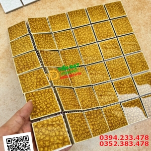 Gạch Trang Trí 30x30 Quan Vân Vàng Bar Men Rạn Cao Cấp