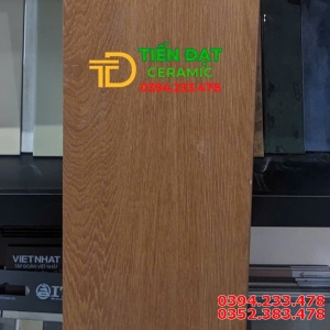 Kho Gạch Cầu Thang TQ 47x120 Giả Gỗ Mẫu Mới Nhất