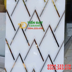 Kho Gạch Trung Quốc 30x60 Trắng Ánh Vàng Mới Nhất Q7