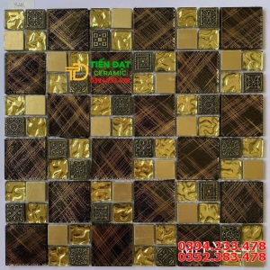 Mosaic Bóng Kính 30x30 Tang Trí Quán Bar Karaoke