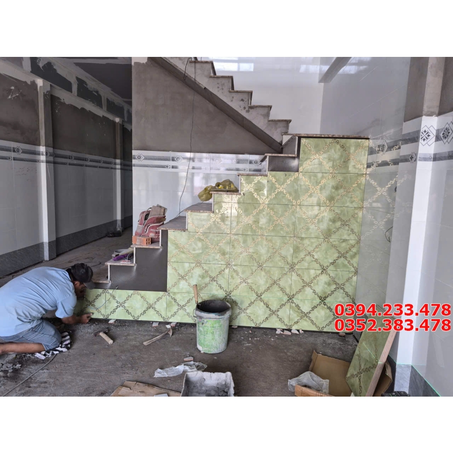 Kho Gạch TQ 30x60 Ốp Phòng Khách Xanh Đậm Nhạt Khắc Kim