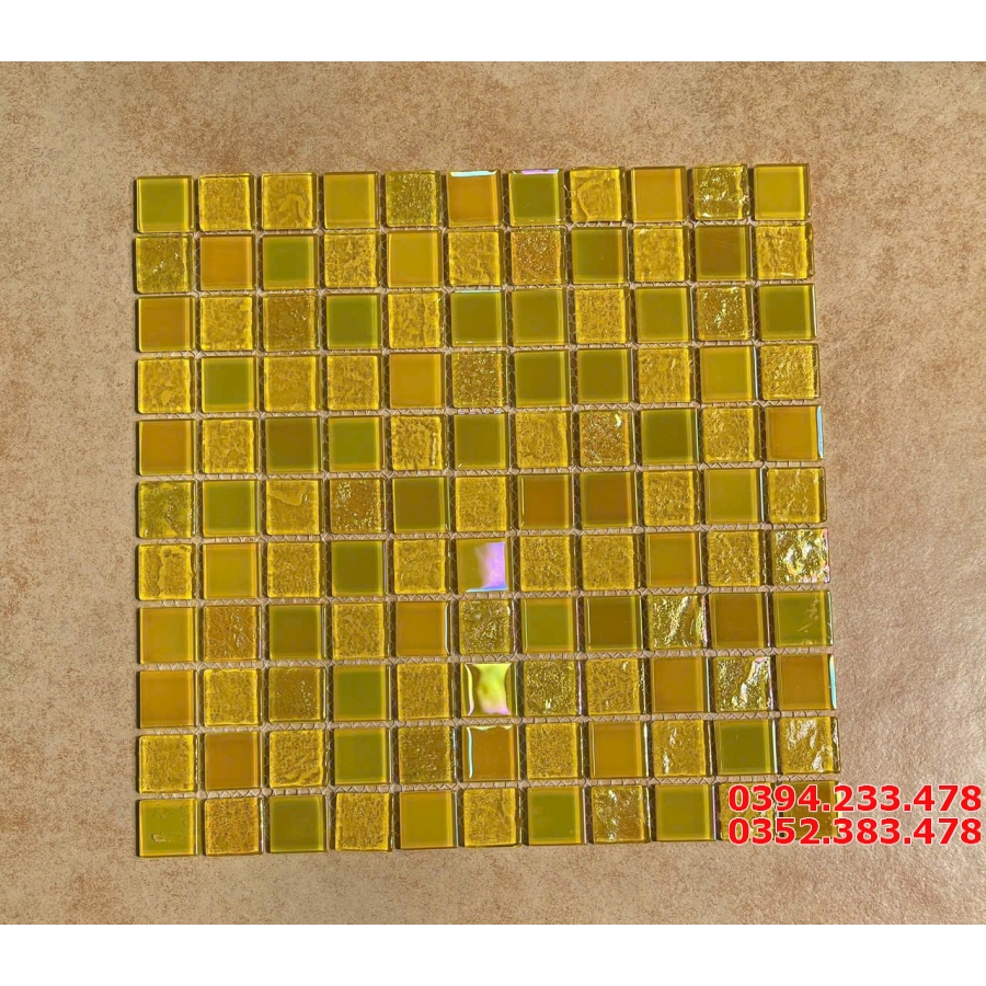 Gạch Mosaic Nhũ Vàng 30x30 Trang Trí Quán Bar